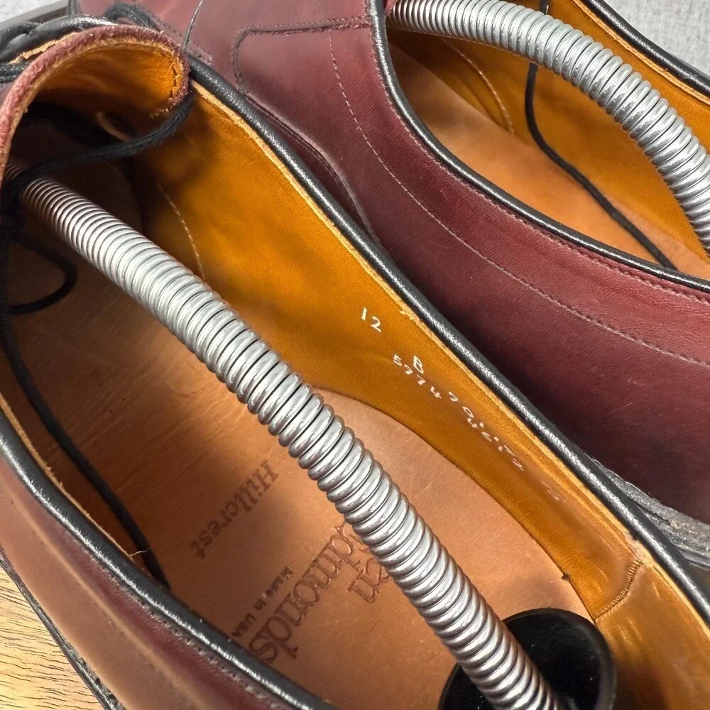 Allen Edmonds Men's 12 B Narrow 